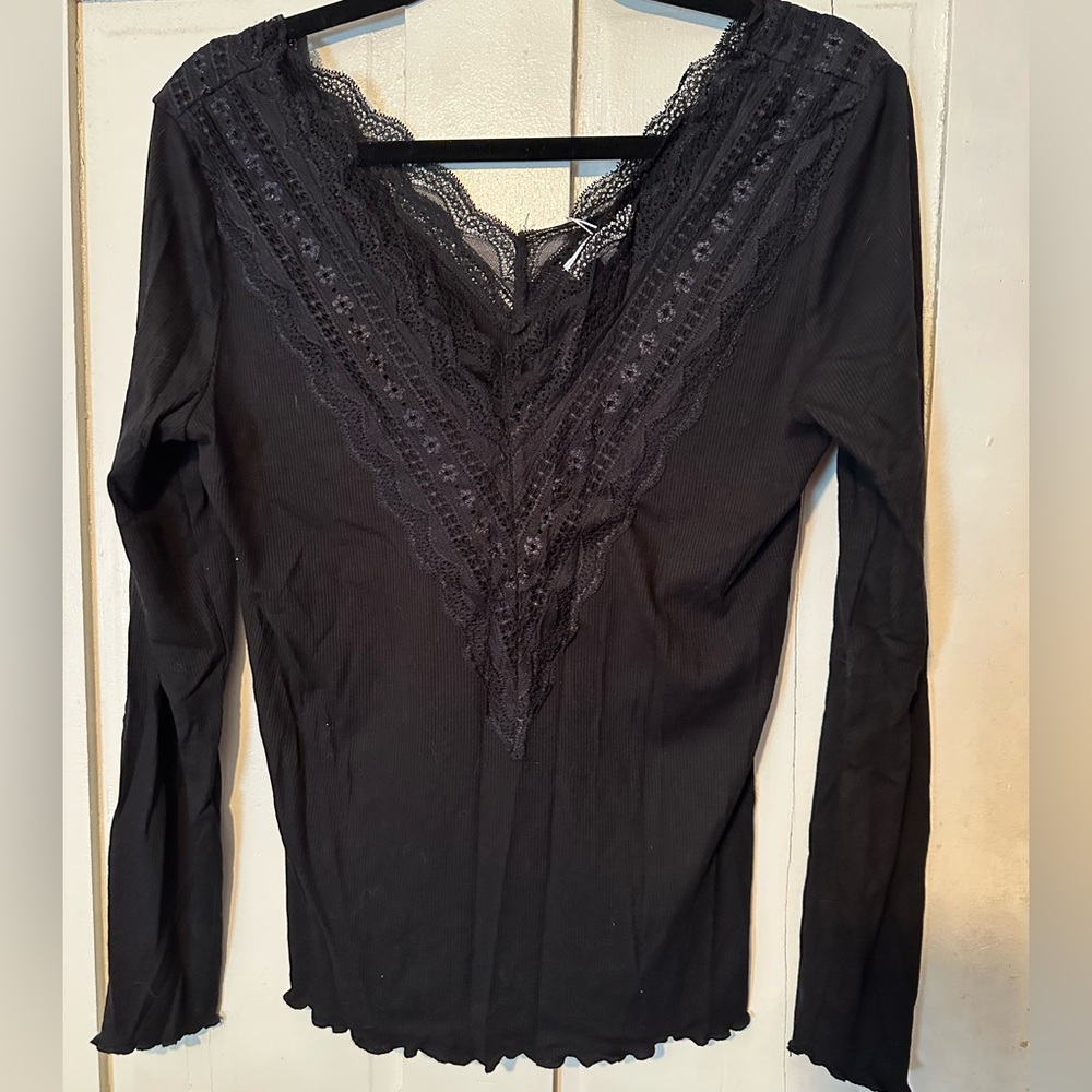 b. young toella v-neck lace tshirt, black women’s top - XL